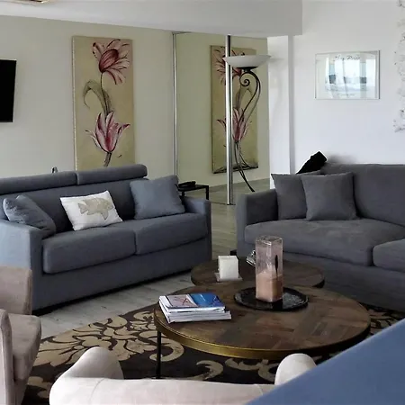 Appartement Un Panorama Sans Pareil A Tropez *